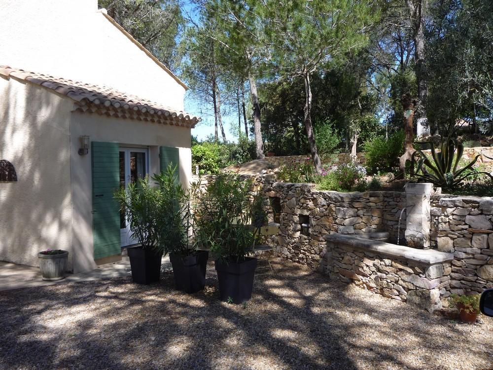 Sous Les Pins Bed & Breakfast Nages-et-Solorgues Luaran gambar